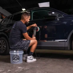 Chemical Guys 4,25-Gallonen-Wascheimer Ultra Clear mit Logo