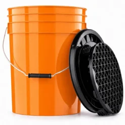 chemicalworkz Wascheimer Set 20 Liter Orange + Basic Zubehör Schwarz (3-teilig)